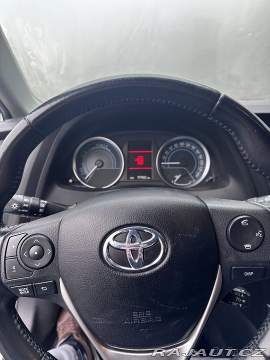 Toyota Auris 1,8   Hybrid Executive 2014