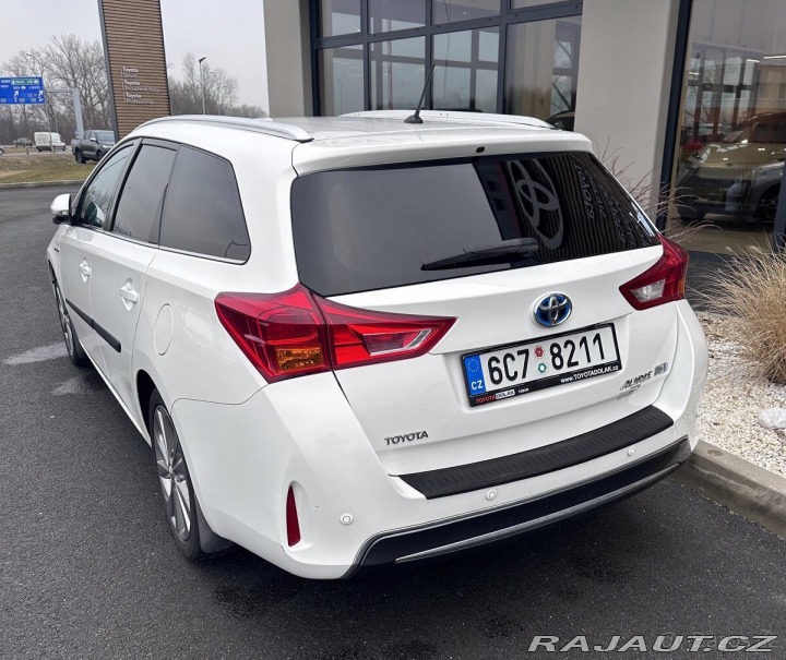 Toyota Auris 1,8   Hybrid Executive 2014