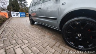 Volkswagen Sharan 1,9   tdi 96 kw rok 2004 2004