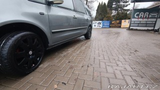 Volkswagen Sharan 1,9   tdi 96 kw rok 2004 2004