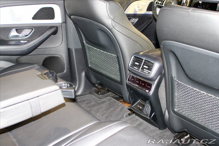 Mercedes-Benz GLE 300d 4MATIC AMG Line 7Mís 2020