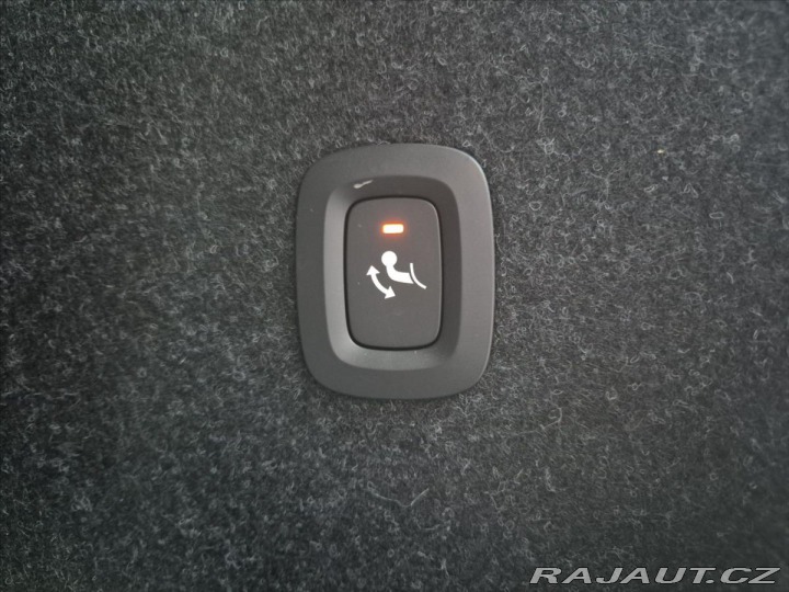 Volvo XC40 2,0 B3 Plus Dark 2023