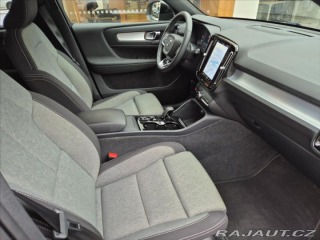 Volvo XC40 2,0 B3 Plus Dark 2023