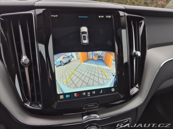 Volvo XC60 2,0 B4 AWD diesel Plus Da 2023