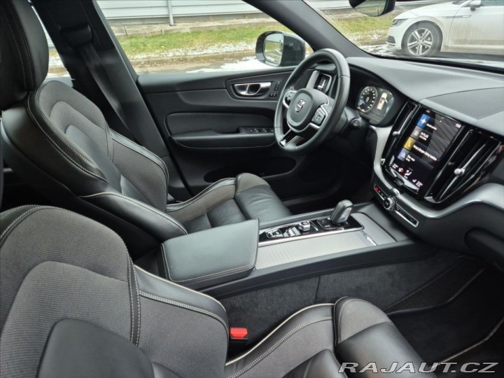 Volvo XC60 2,0 B4 AWD diesel R-Desig 2020
