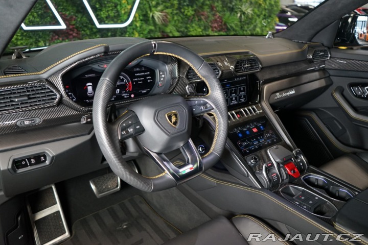 Lamborghini Urus B&O3D*HUD*VZDUCH*PANO 2021