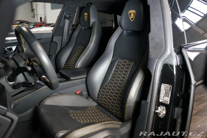 Lamborghini Urus B&O3D*HUD*VZDUCH*PANO 2021