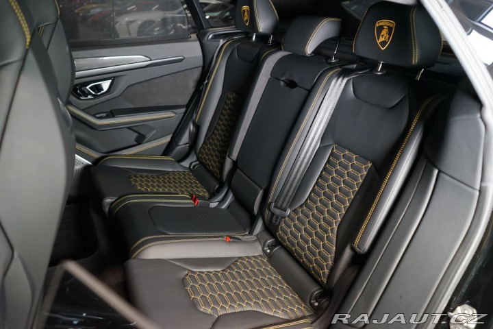 Lamborghini Urus B&O3D*HUD*VZDUCH*PANO 2021