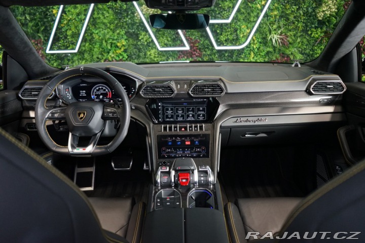 Lamborghini Urus B&O3D*HUD*VZDUCH*PANO 2021