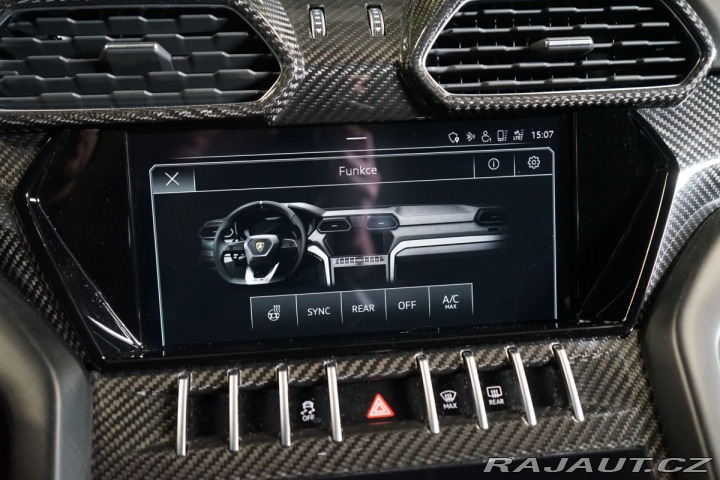 Lamborghini Urus B&O3D*HUD*VZDUCH*PANO 2021