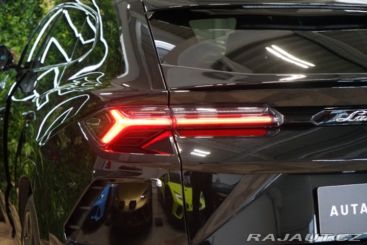 Lamborghini Urus B&O3D*HUD*VZDUCH*PANO 2021