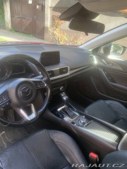 Mazda 3  2018