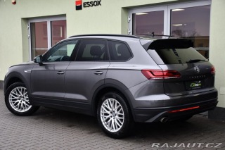 Volkswagen Touareg 3.0TDi 4MOTION ČR TAŽNÉ 2020
