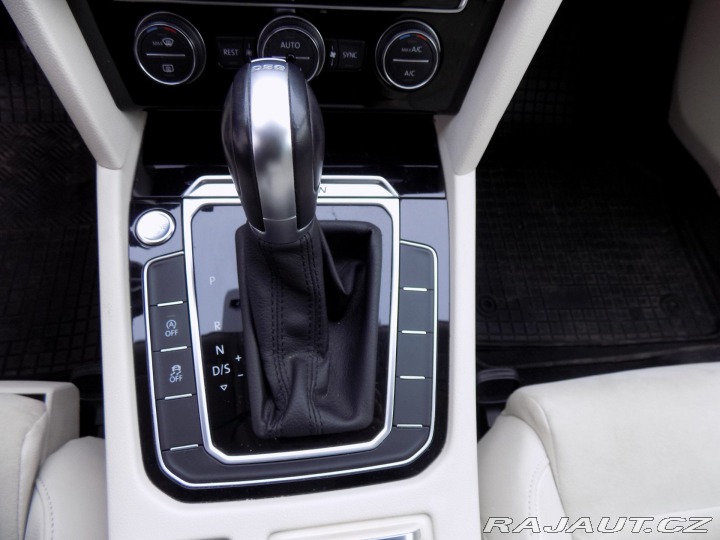Volkswagen Passat 2.0TDI/DSG/4x4/NAVI/LED/Č 2017