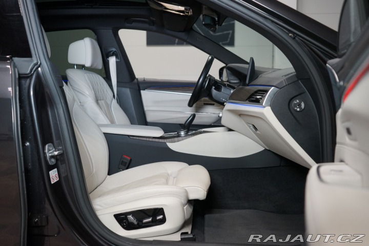 BMW 6 630d*M*VZDUCH*HUD*PANO*36 2021