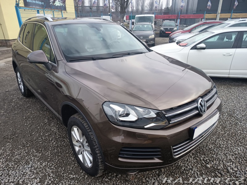Volkswagen Touareg 3,0TDI 4Motion V6 1 maj