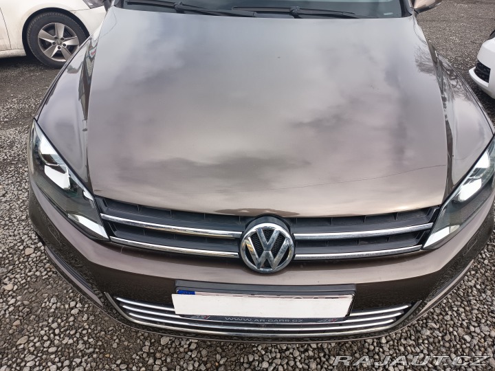 Volkswagen Touareg 3,0TDI 4Motion V6 1 maj 2011