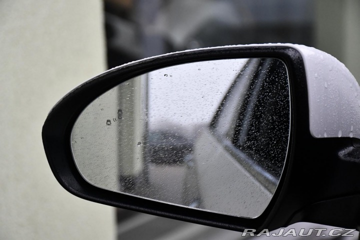 Hyundai Ioniq 1.6i PREMIUM+ INFINITY 2018