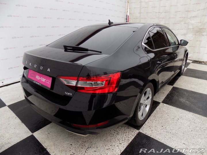 Škoda Superb 2.0TSi/4x4/DSG/Crystal-LE 2022