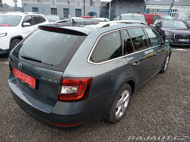 Škoda Octavia Combi 1,6TDI Style DSG 2020