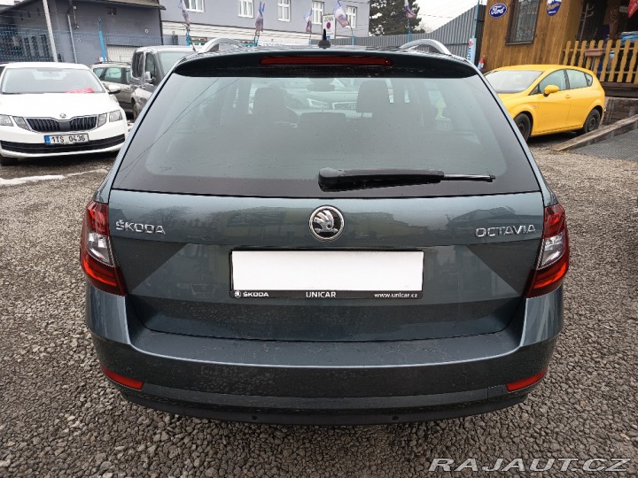 Škoda Octavia Combi 1,6TDI Style DSG 2020