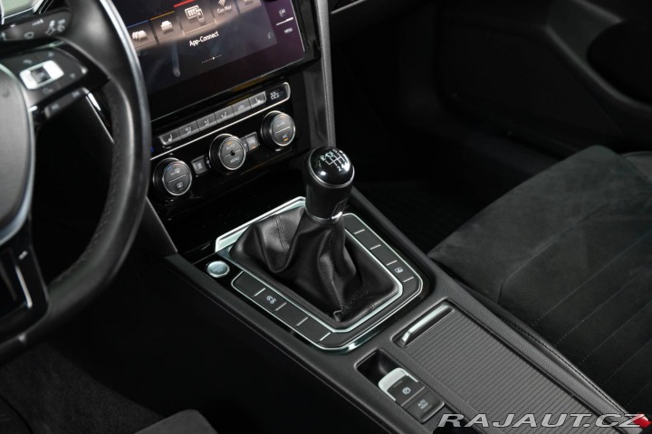 Volkswagen Passat Variant  2.0 TDI BMT High 2015