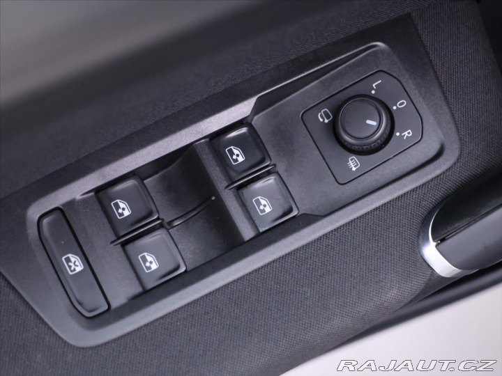 Volkswagen Touran 2,0 TDI 110kW DSG Comfort 2020