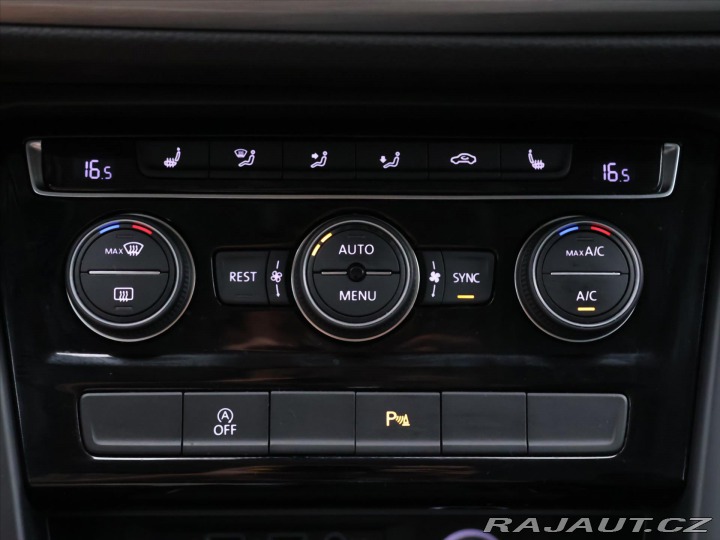 Volkswagen Touran 2,0 TDI 110kW DSG Comfort 2020