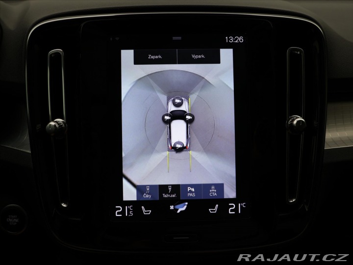 Volvo XC40 2,0 D4 AWD Panorama Tažné 2018