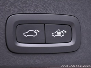 Volvo XC40 2,0 D4 AWD Panorama Tažné 2018