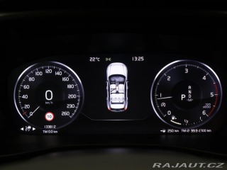 Volvo XC40 2,0 D4 AWD Panorama Tažné 2018