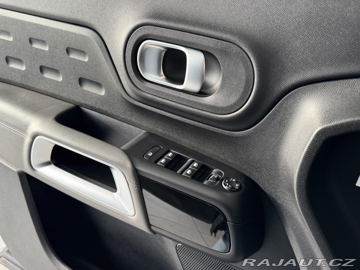 Citroën C5 Aircross Hybrid 225*AT8*SHINE*REZE 2021