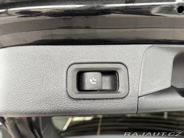 Mercedes-Benz B 200d AUT*110kW*LED*REZERV 2021