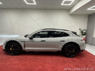 Porsche Taycan Cross TurismoTurbo S*Záru 2022