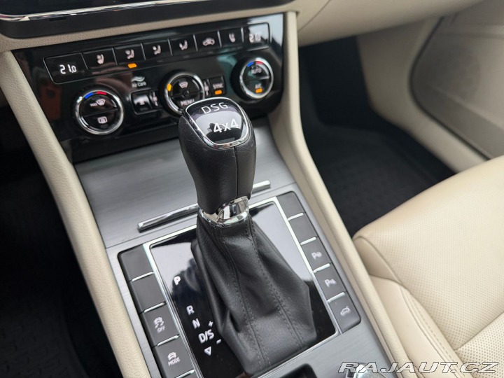 Škoda Superb 2.0 TDI 140kW Style 4x4 D 2019