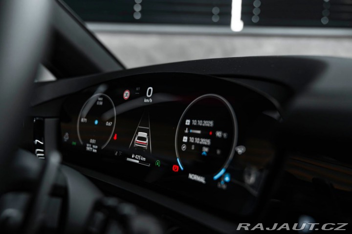 Porsche Cayenne BOSE, PANO, CHRONO 2025