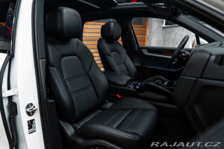 Porsche Cayenne BOSE, PANO, CHRONO 2025