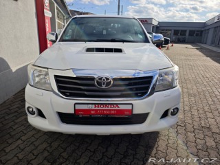 Toyota Hilux Double Cab 3.0D-4D AT 4WD 2014