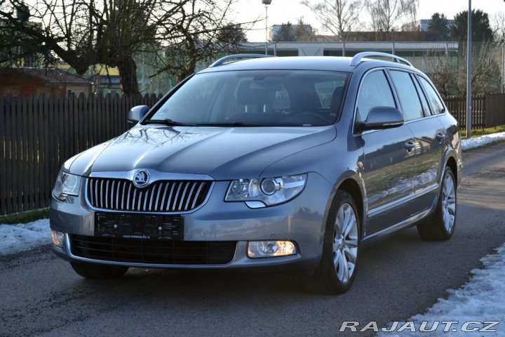 Škoda Superb 2.0 TDI 103kW Elegance 2012