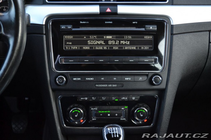 Škoda Superb 2.0 TDI 103kW Elegance 2012