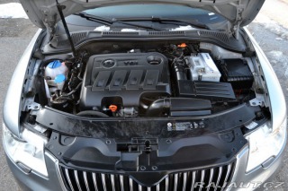 Škoda Superb 2.0 TDI 103kW Elegance 2012