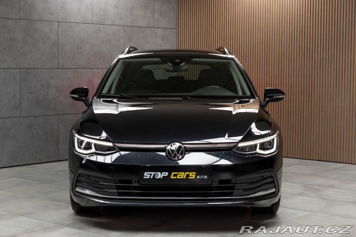 Volkswagen Golf 1.5 TSI STYLE*2xPNEU*DPH* 2023