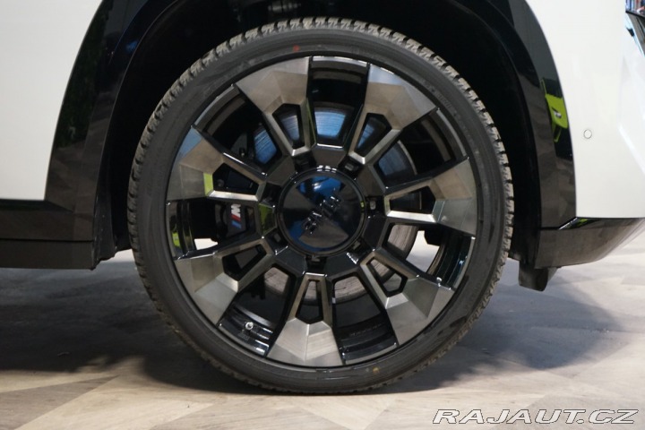 BMW XM 50e*H/K*HUD*360*TAŽNÉ*ACC 2024