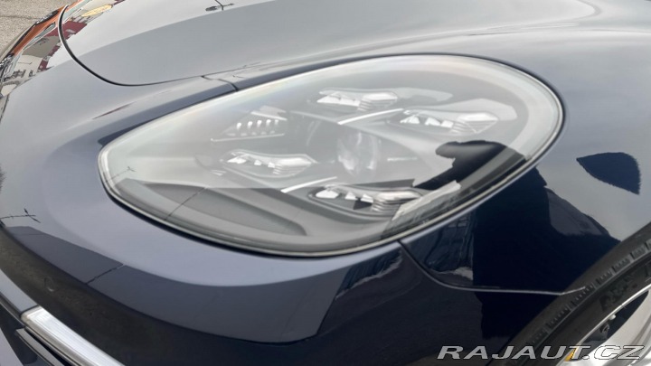 Porsche Panamera Turbo S 2021