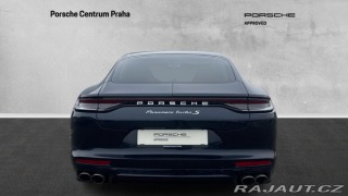 Porsche Panamera Turbo S 2021