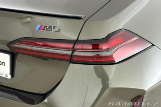 BMW M5 Sedan 2025