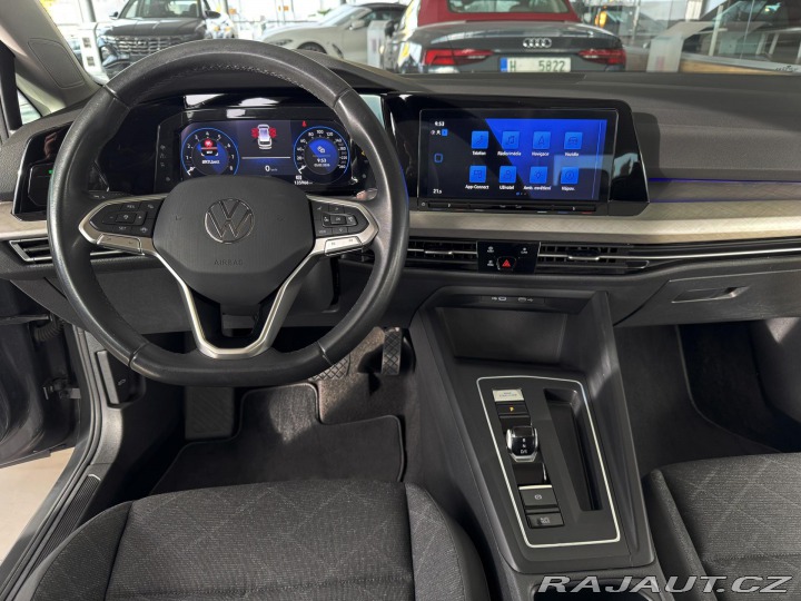 Volkswagen Golf 1,0eTSI 81kW*DSG*Life*DPH 2023