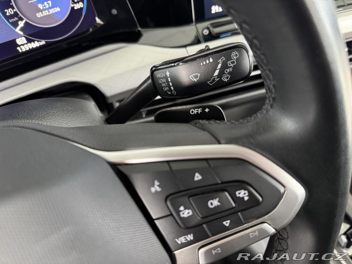 Volkswagen Golf  1800