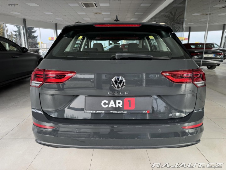 Volkswagen Golf  1800