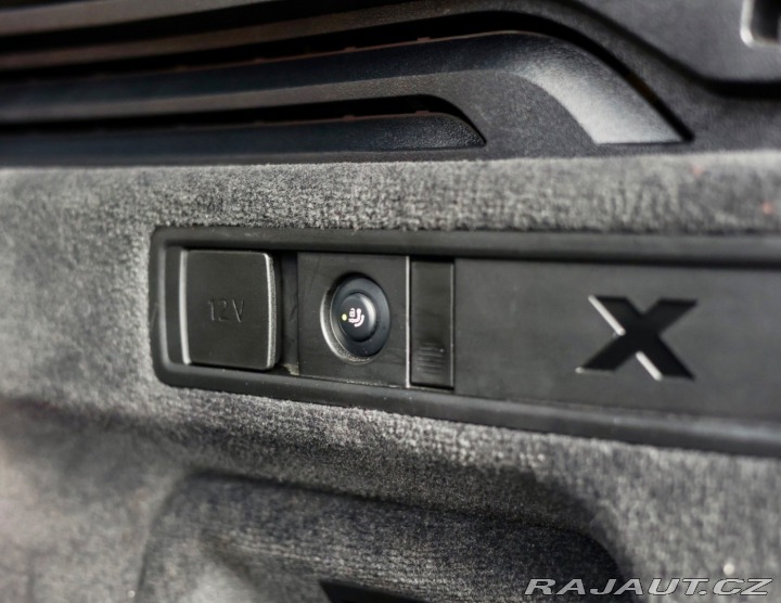 BMW X5 50e xDrive | Tartufo kož 2023